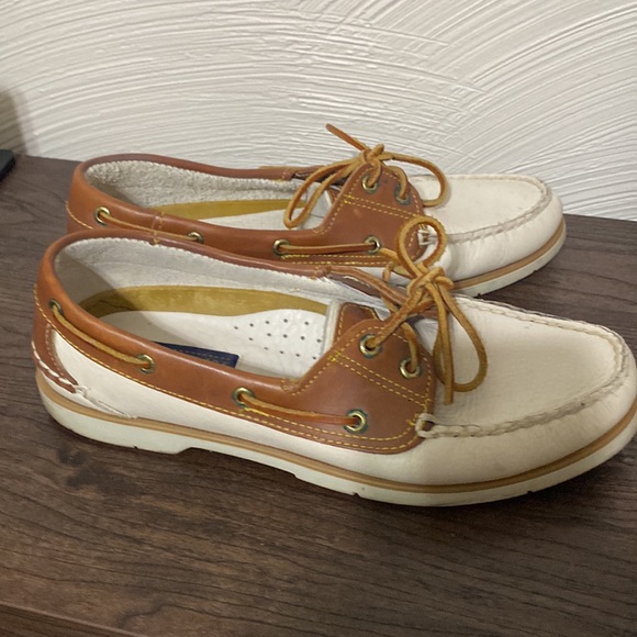 sperry top sider women’s shoes size 9 leather shoes :) - Picture 2 of 5